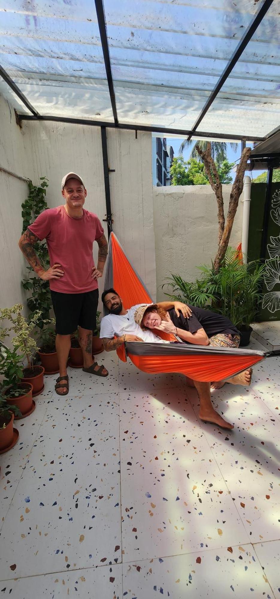 Hammock Hostels - Bandra Bombaim Exterior foto
