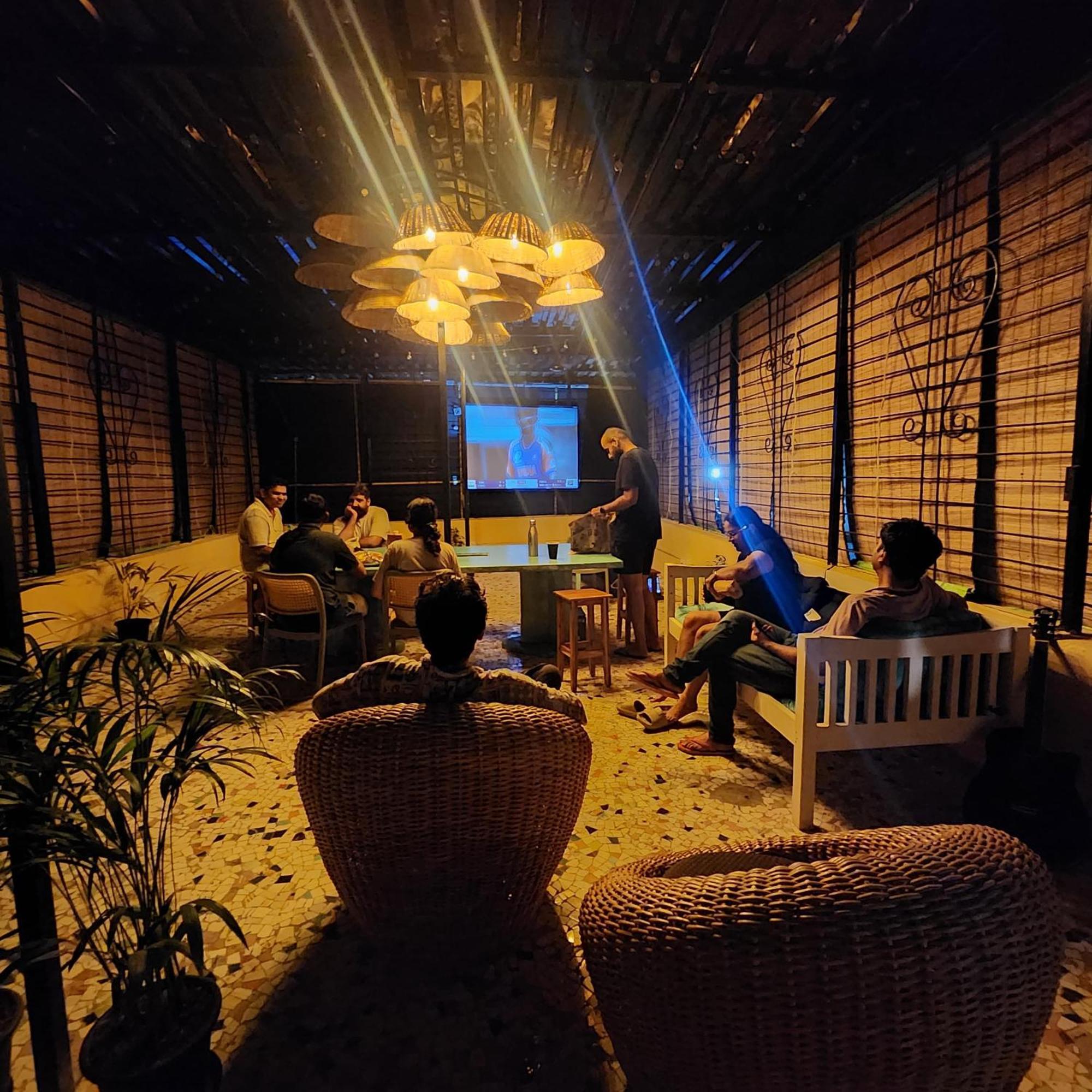 Hammock Hostels - Bandra Bombaim Exterior foto
